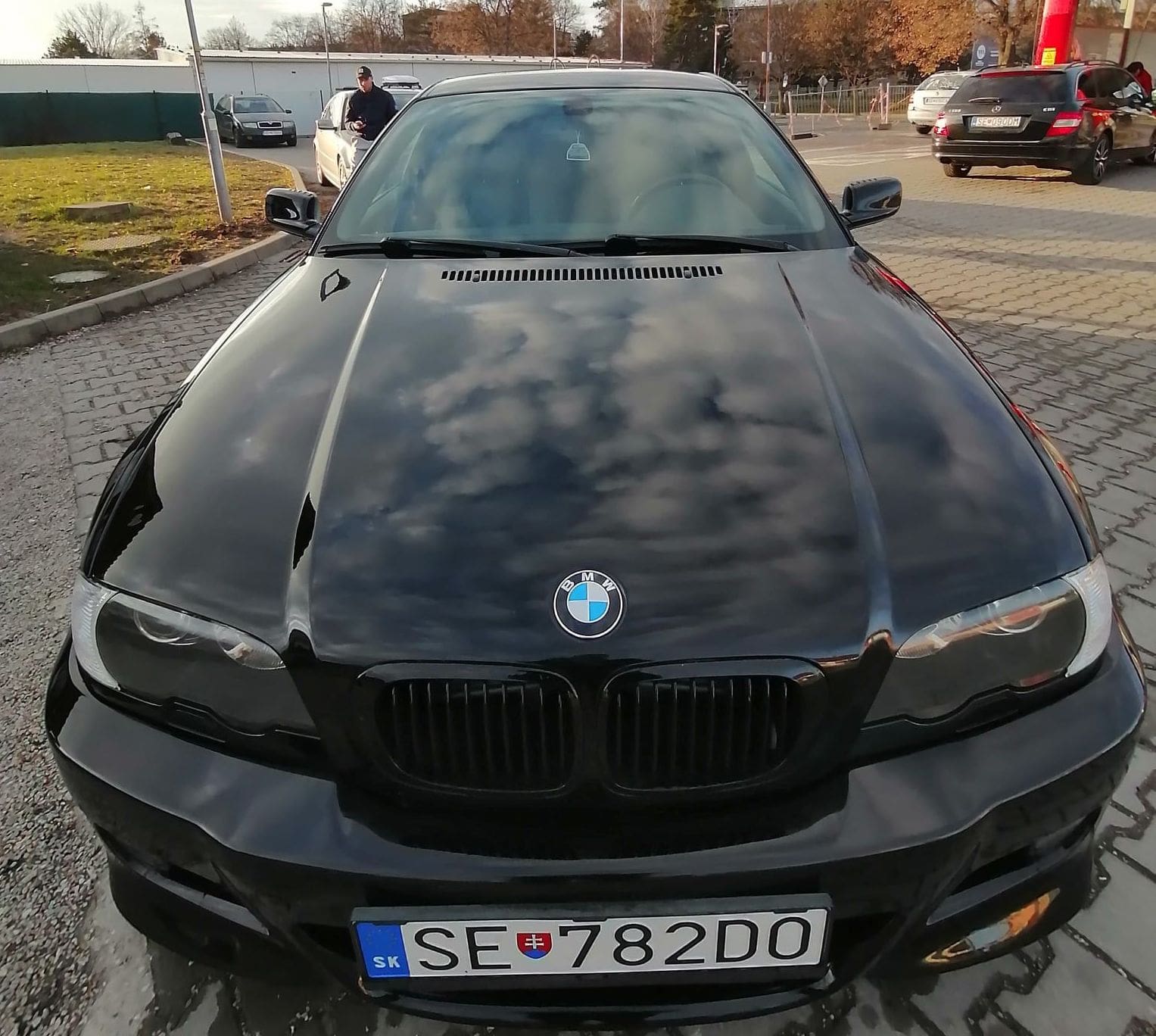 bmw-e46-coupe-325ci-141kw-od-pesko-1-min